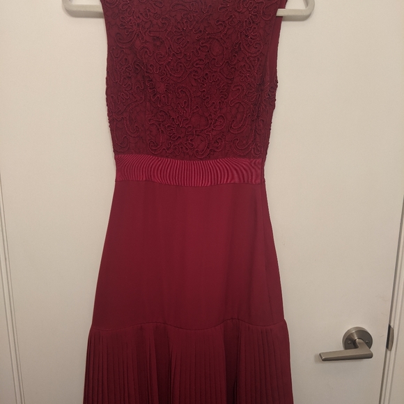 Ted Baker Jirin Lace Maxi Dress - Picture 5 of 6